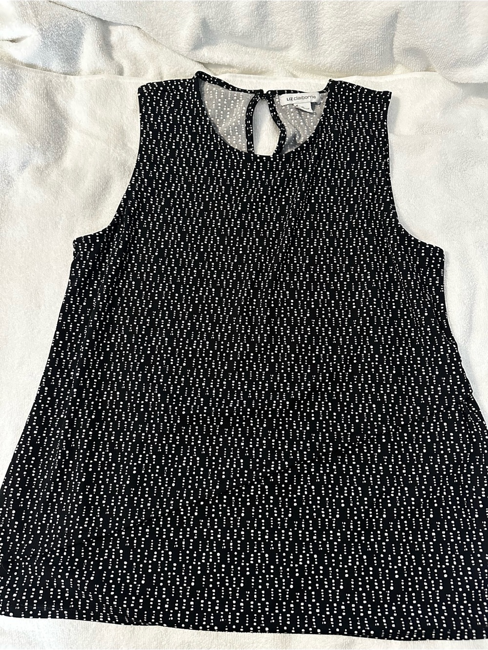 Liz Claiborne Black and White Dot Tie-Back Sleeveless Top